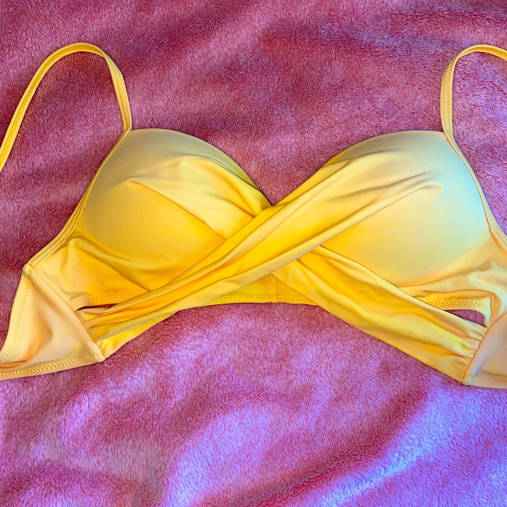 Cupshe bikini top